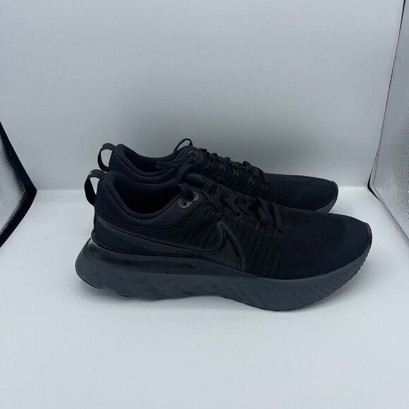 Nike React Inifinity Run Flyknit 2 Men's 8.5,9,10.5,11.5,13 Black CT2357-003 - Picture 2 of 5
